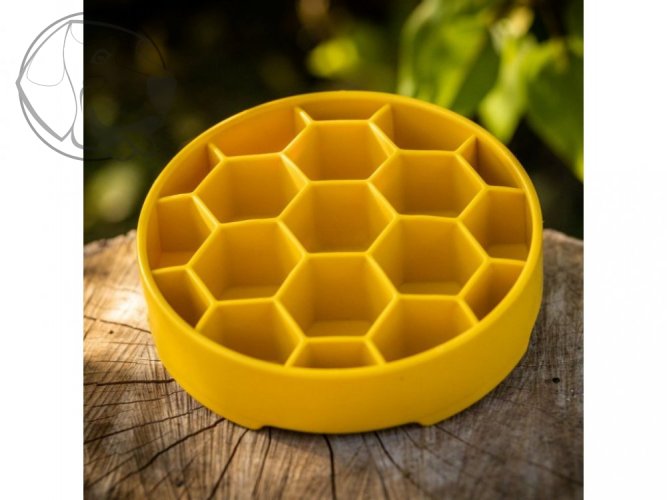 SodaPup Senzorická miska Včelí plástev – Žlutá