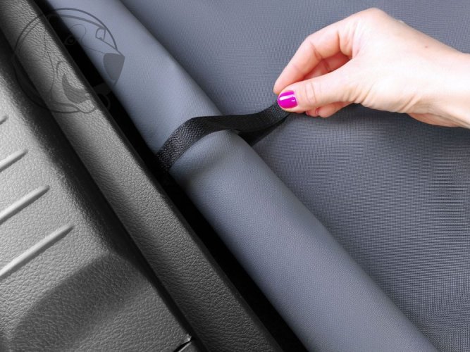 Ochranný kryt pro přepravu psů Kardibag Protect Plus s překrytím - černý L
