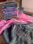 Luxusní plyšová deka ,, flatcoated retriever" 100 x 75 cm -černá výšivka - Barva deky: růžovo - šedá
